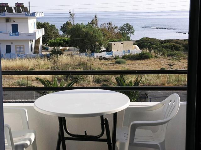 Flisvos Apartments Frangokastello Esterno foto